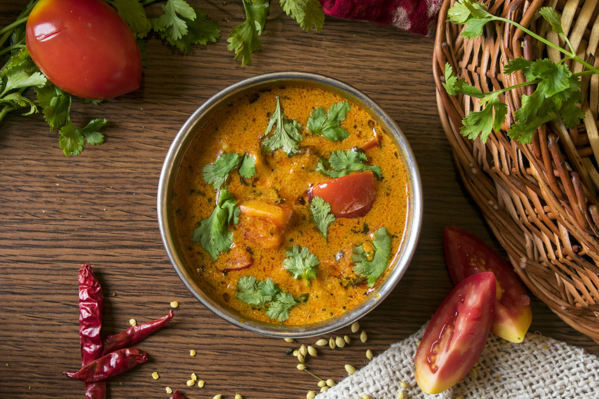 Aloo Tamatar Rasawala